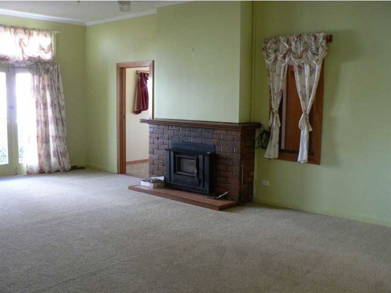 16 Main Street, Ringarooma TAS 7263