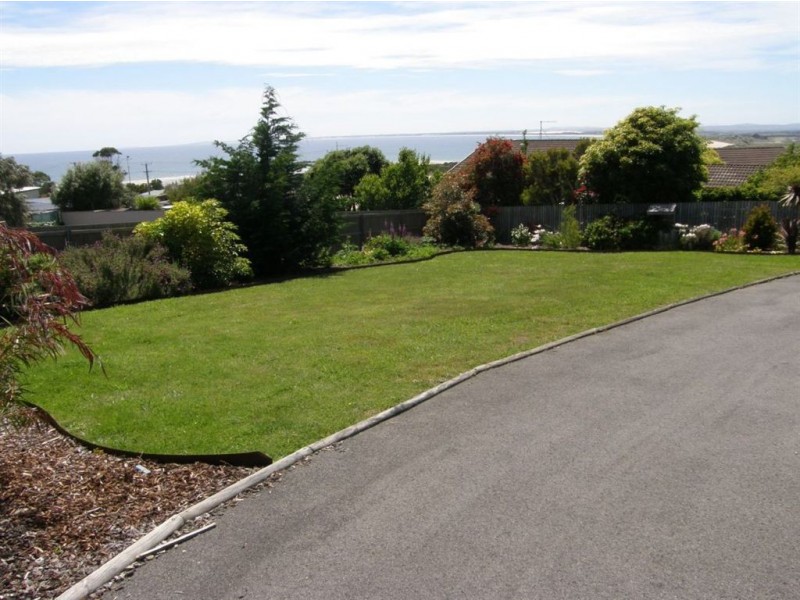 36 Emma St, Bridport TAS 7262