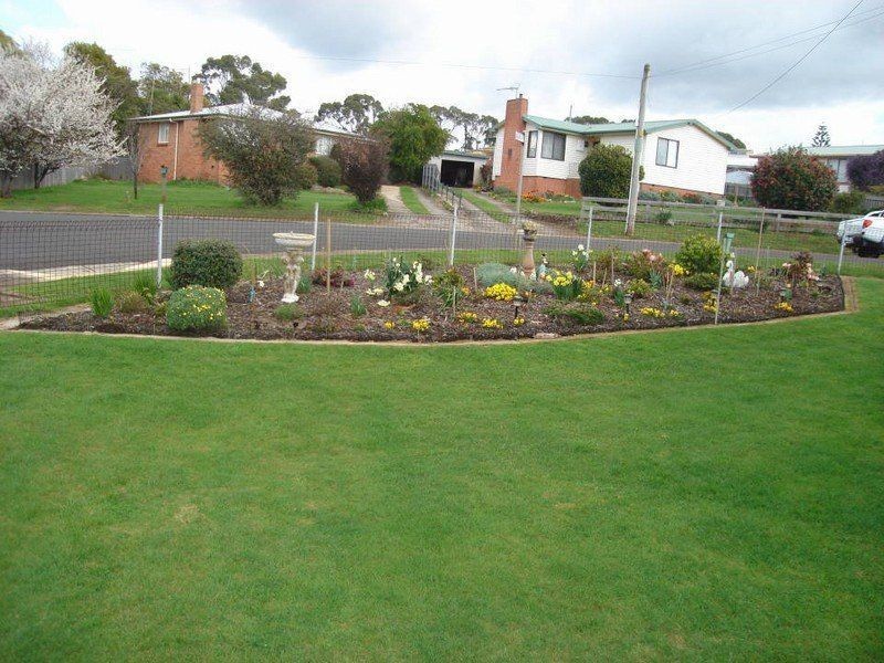 10 Button St, Scottsdale TAS 7260