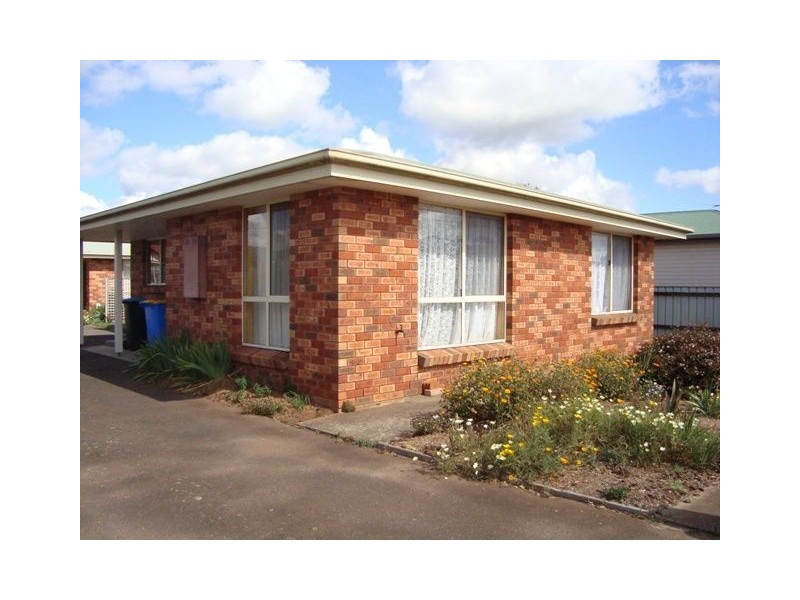 1/25 Ellenor St, Scottsdale TAS 7260