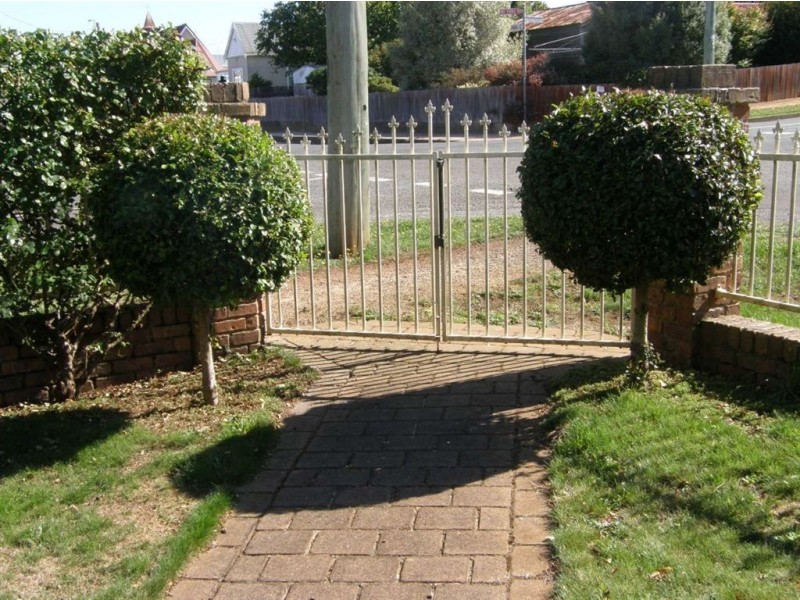 51 Arthur St, Scottsdale TAS 7260
