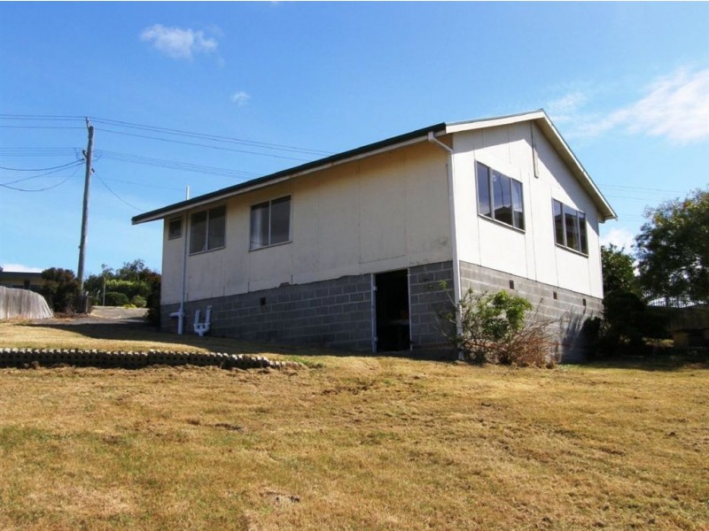 19 Emma Street, Bridport TAS 7262