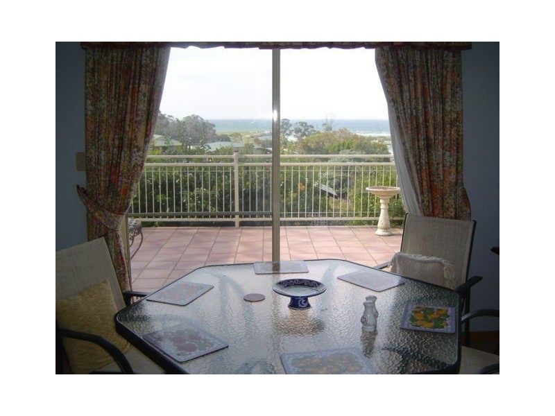 18 Francis st, Bridport TAS 7262