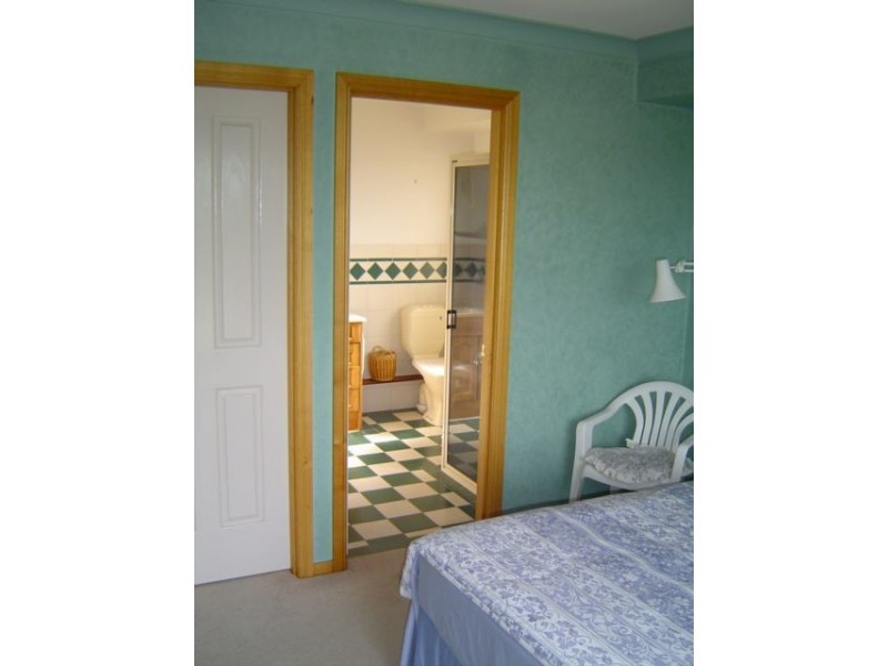 18 Francis st, Bridport TAS 7262