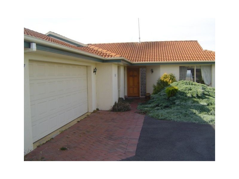 18 Francis st, Bridport TAS 7262