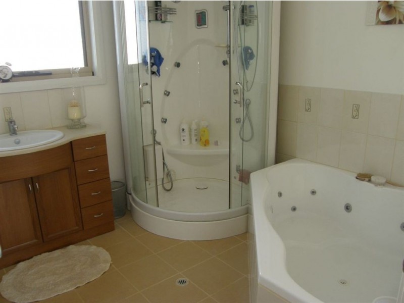- Richs Road, Scottsdale TAS 7260