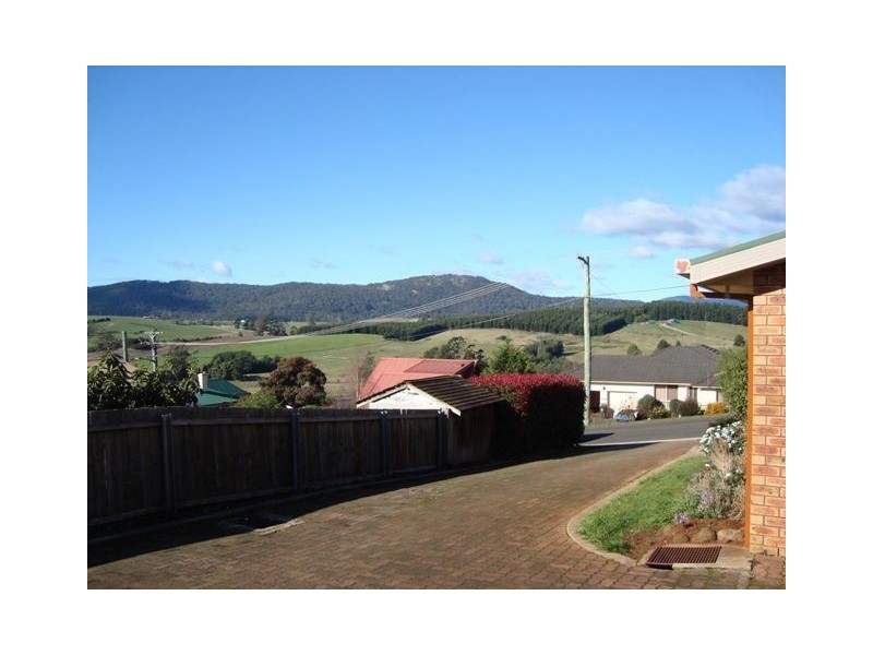 2/3 Union St, Scottsdale TAS 7260