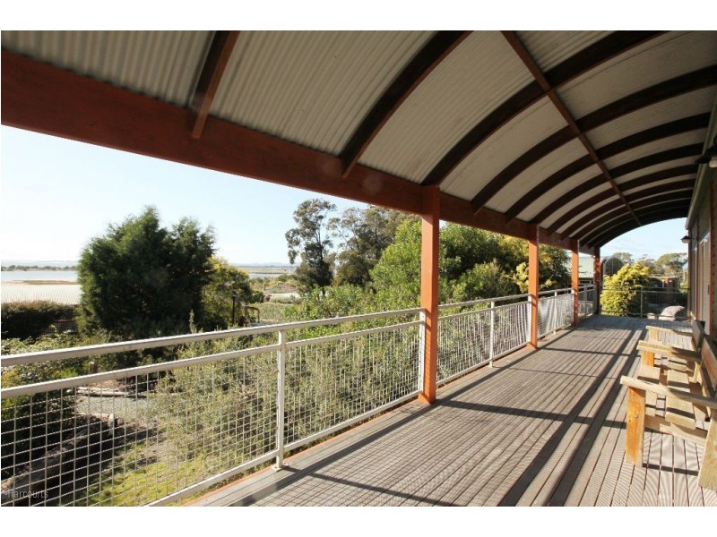 8/35 Main Street, Bridport TAS 7262