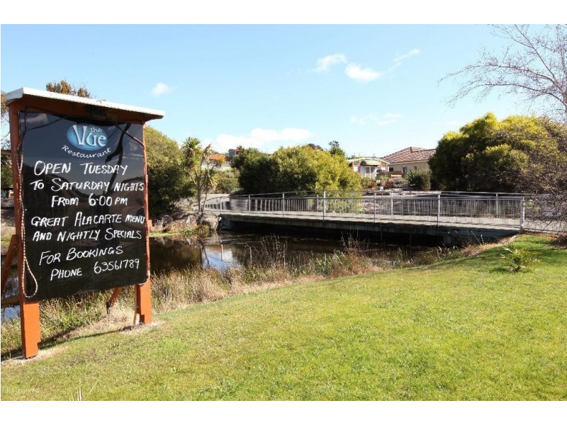 2/35 Main Street, Bridport TAS 7262