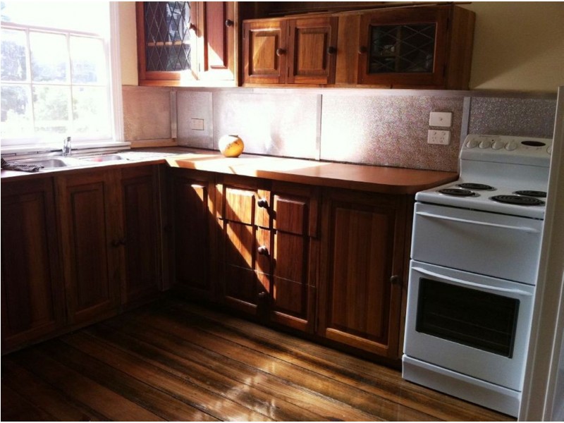 4 Church St, Derby TAS 7264