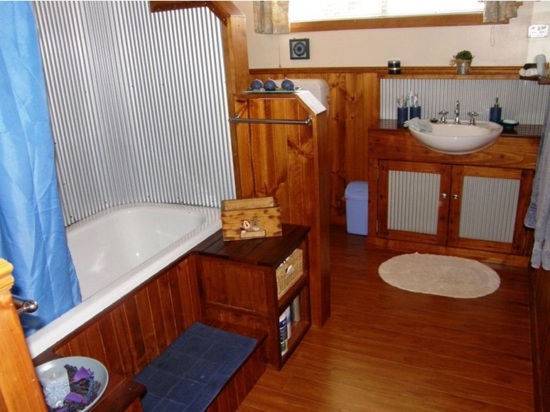 11 Charles Street, Ringarooma TAS 7263