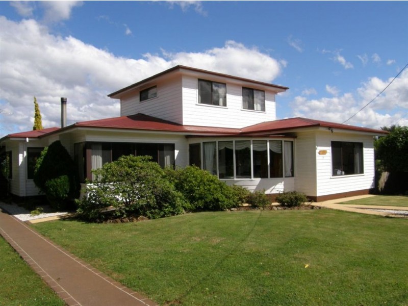 59 King St, Scottsdale TAS 7260