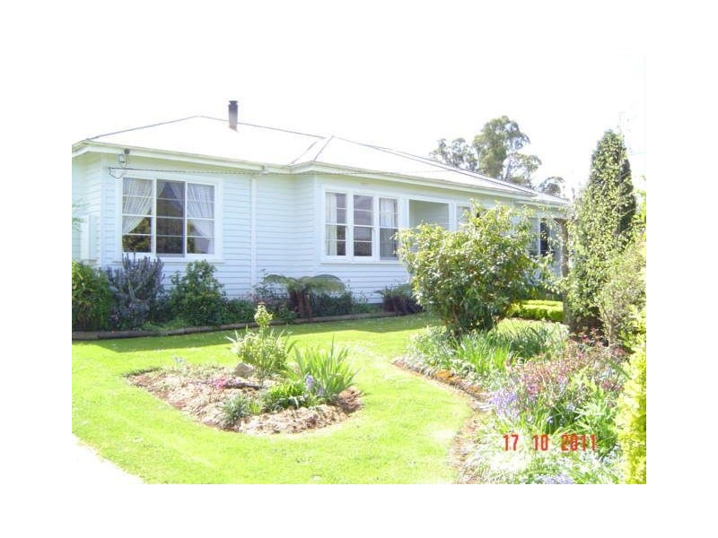16 Peddles Road, Legerwood TAS 7263