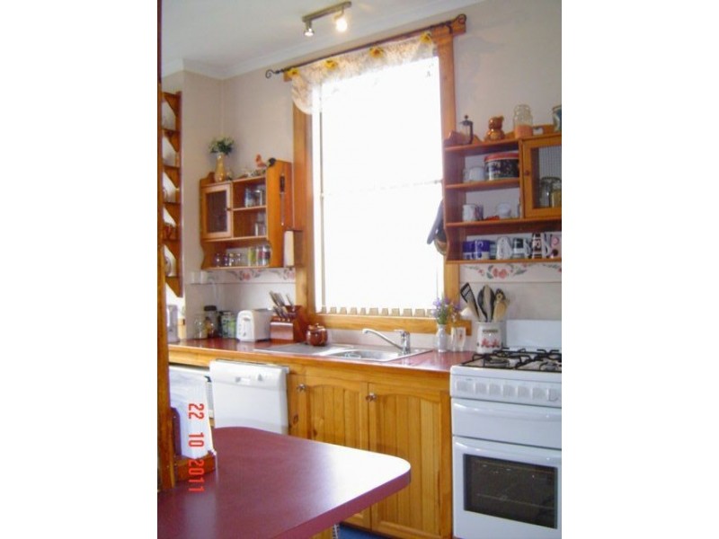 16 Peddles Road, Legerwood TAS 7263