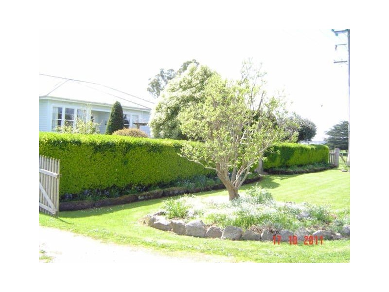 16 Peddles Road, Legerwood TAS 7263