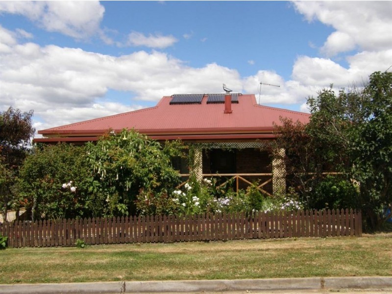 39 Ellenor Street, Scottsdale TAS 7260