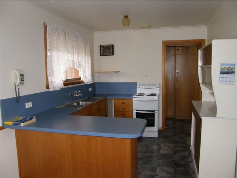 33 Chaffey Street, Gladstone TAS 7264