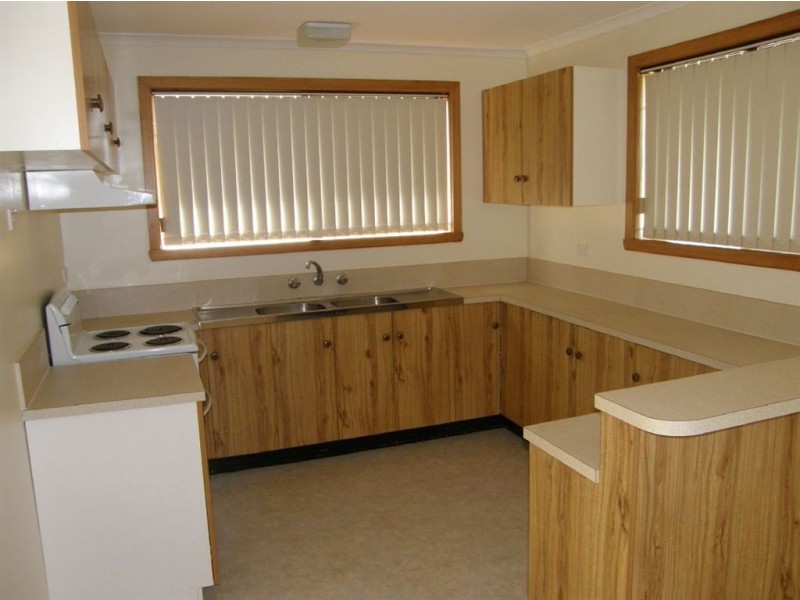 2/15 Hedley Street, Scottsdale TAS 7260