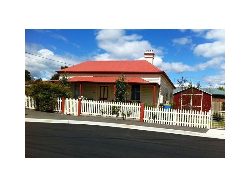 13 Ellenor St, Scottsdale TAS 7260