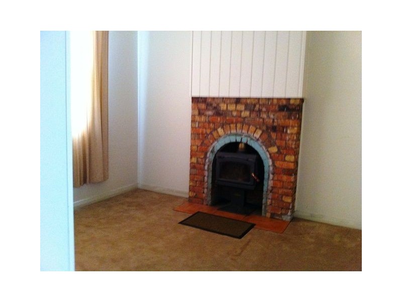 13 Ellenor St, Scottsdale TAS 7260