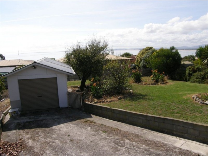 18 Richard Street, Bridport TAS 7262