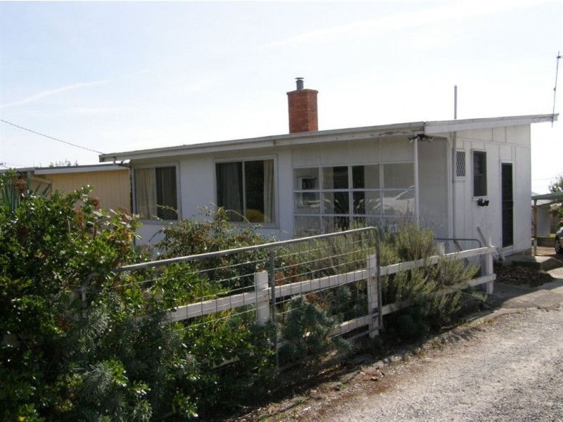 18 Richard Street, Bridport TAS 7262