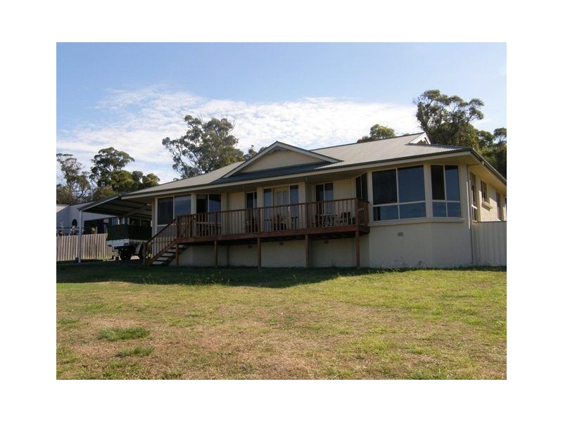 8 Andrews Place, Bridport TAS 7262