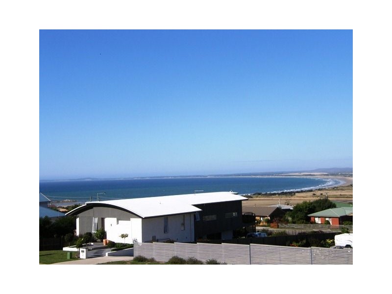 8 Andrews Place, Bridport TAS 7262