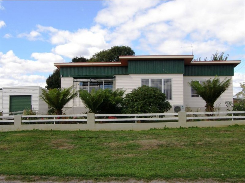 13 Charles Street, Ringarooma TAS 7263