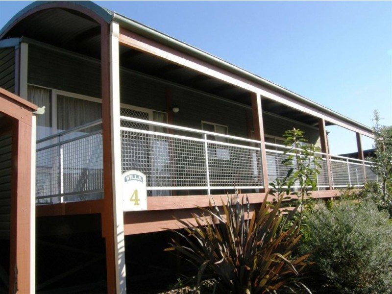 Villa 4/35 Main Street, Bridport TAS 7262