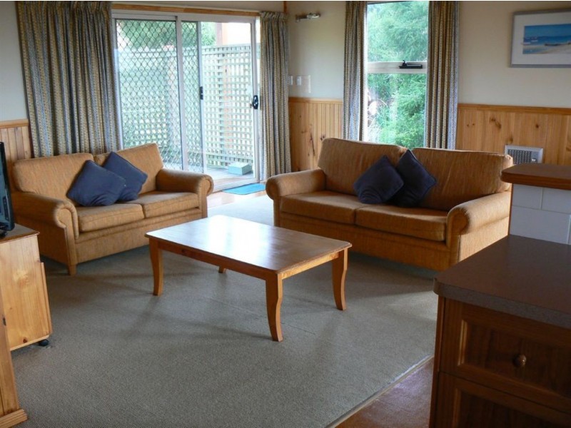 Villa 6/35 Main Street, Bridport TAS 7262