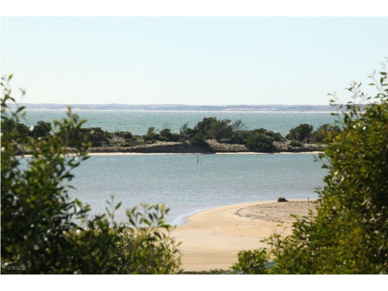 Villa 9/35 Main Street, Bridport TAS 7262