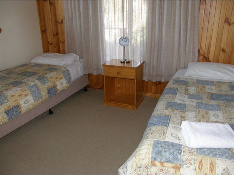 Villa 10/35 Main Street, Bridport TAS 7262