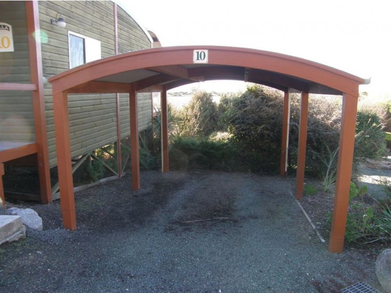 Villa 10/35 Main Street, Bridport TAS 7262