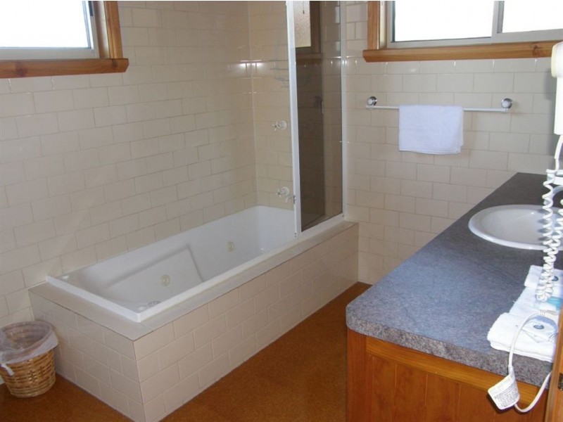 Villa 15/35 Main Street, Bridport TAS 7262