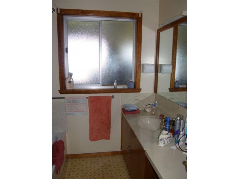 17 McLennan Street, Scottsdale TAS 7260