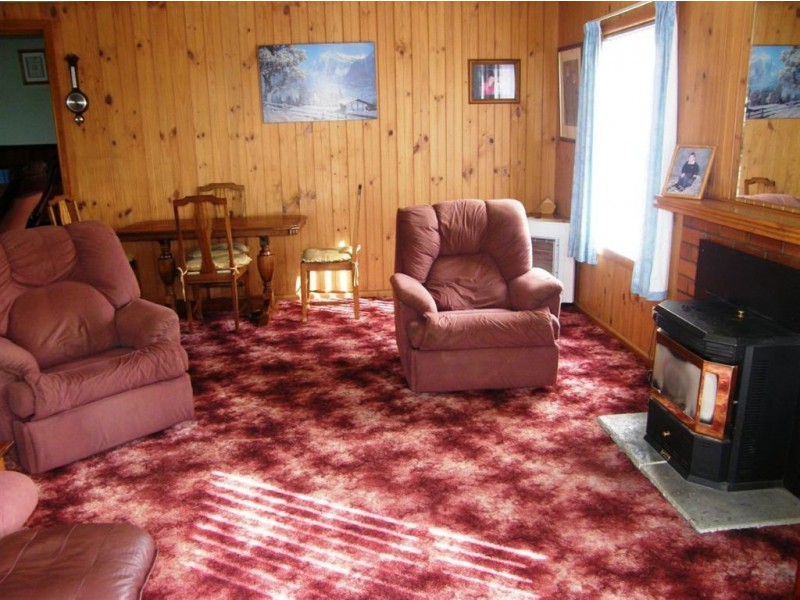 2 Diprose Street, Legerwood TAS 7263