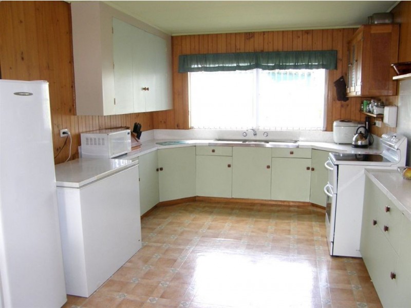 2 Diprose Street, Legerwood TAS 7263