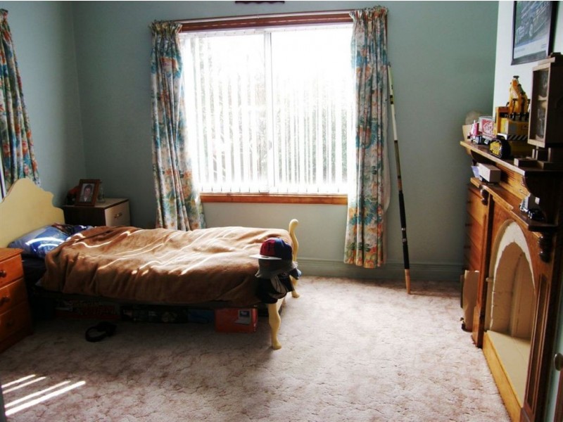 2 Diprose Street, Legerwood TAS 7263