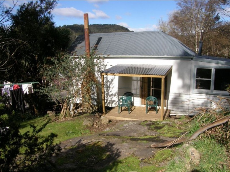 54 Main Street, Derby TAS 7264