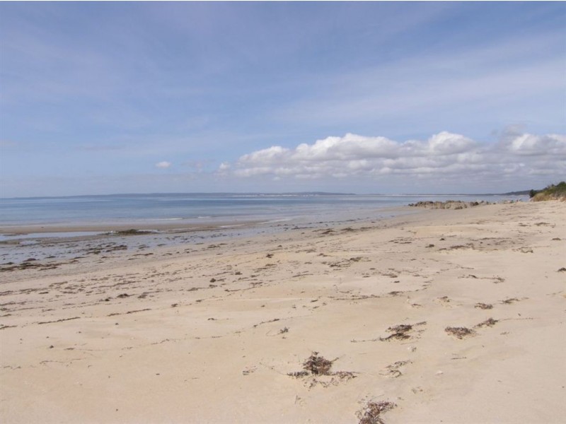 13 Carins Close, Tomahawk TAS 7262