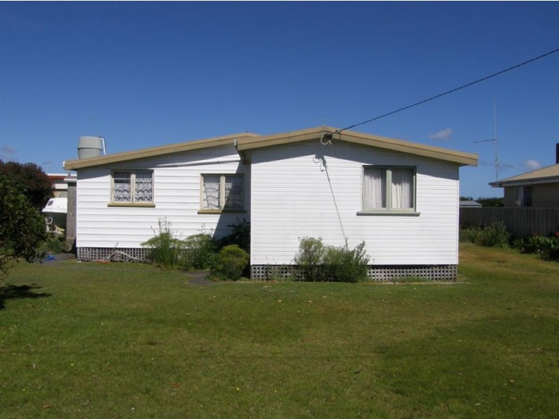 99 Main Road, Musselroe Bay TAS 7264
