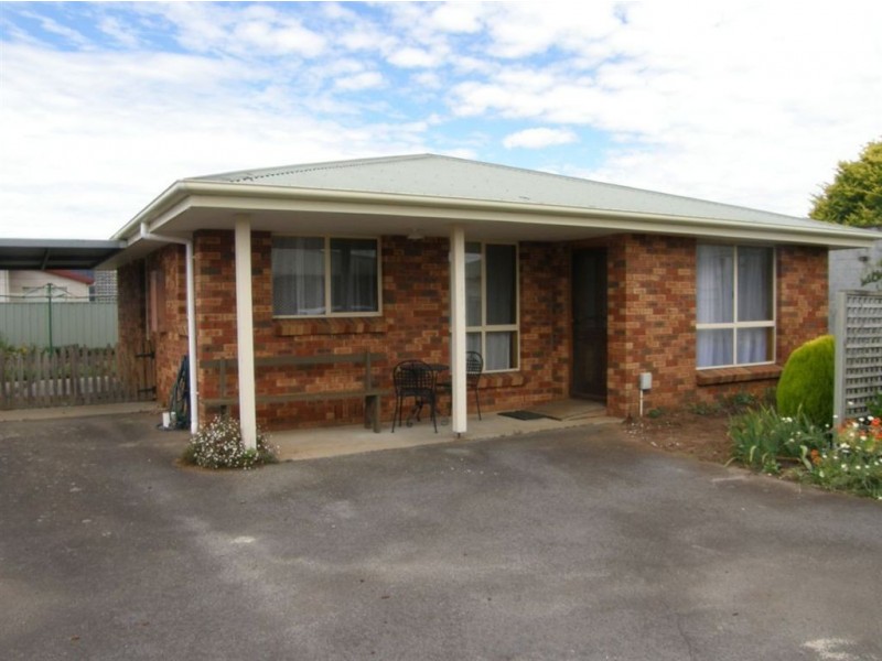 2/25 Ellenor Street, Scottsdale TAS 7260