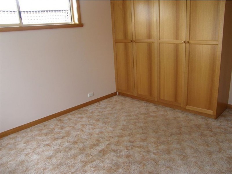 2/25 Ellenor Street, Scottsdale TAS 7260