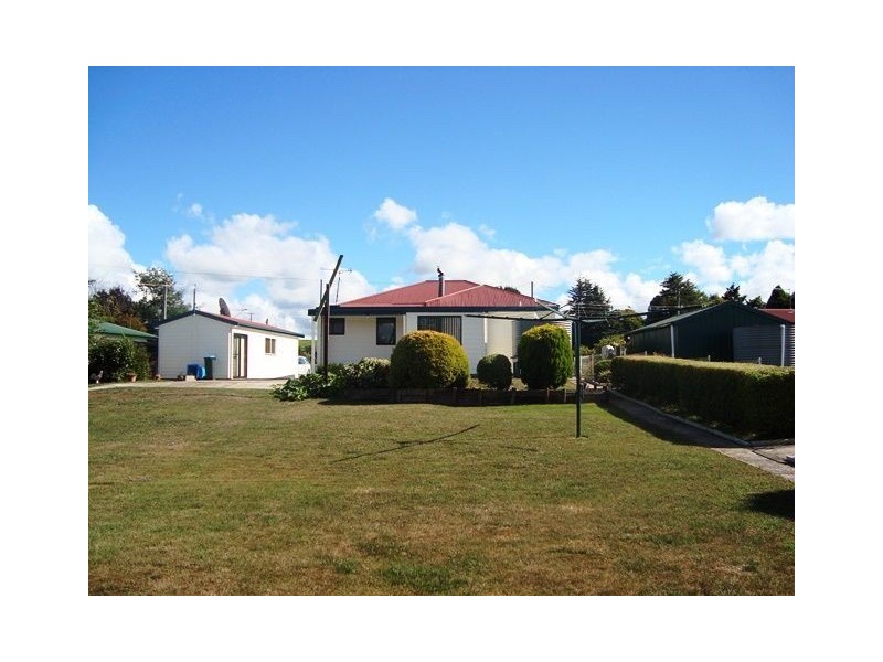 5 Wattle Grove, Winnaleah TAS 7265