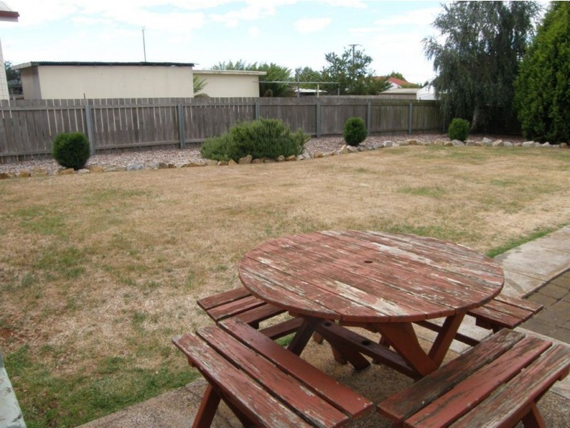2 Button Street, Scottsdale TAS 7260