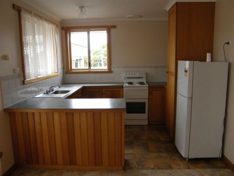 2/25 Ellenor St, Scottsdale TAS 7260