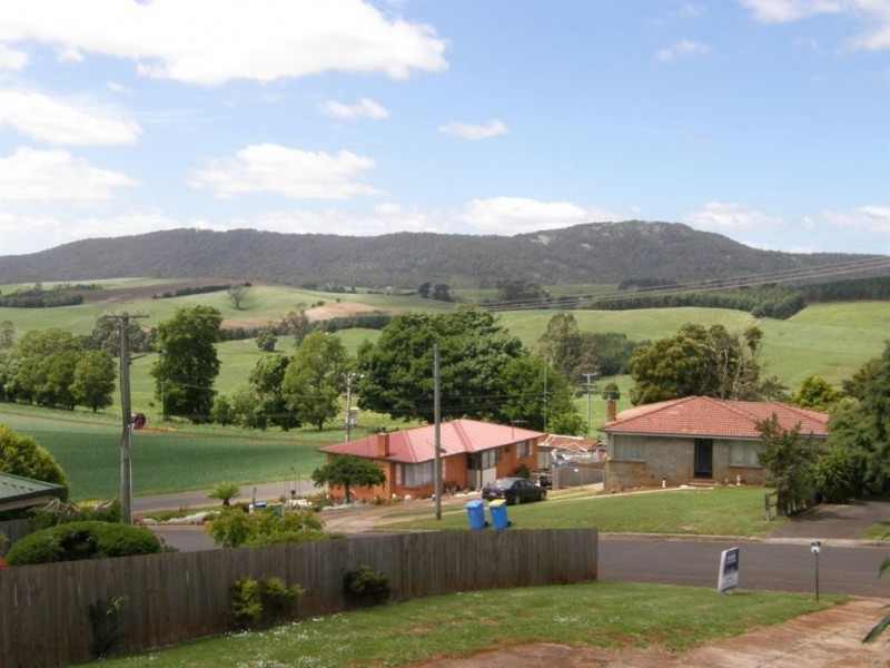 11 Alice St, Scottsdale TAS 7260