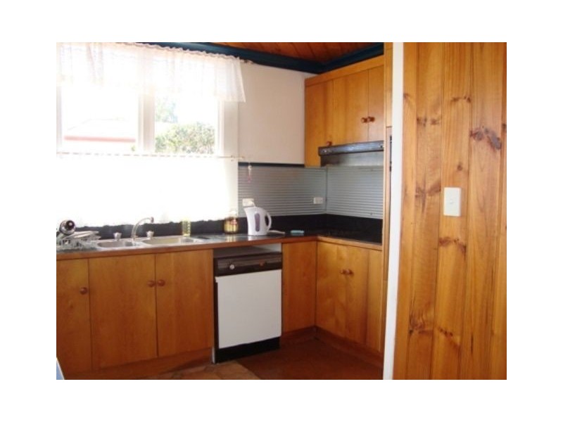 24 Ellenor St, Scottsdale TAS 7260