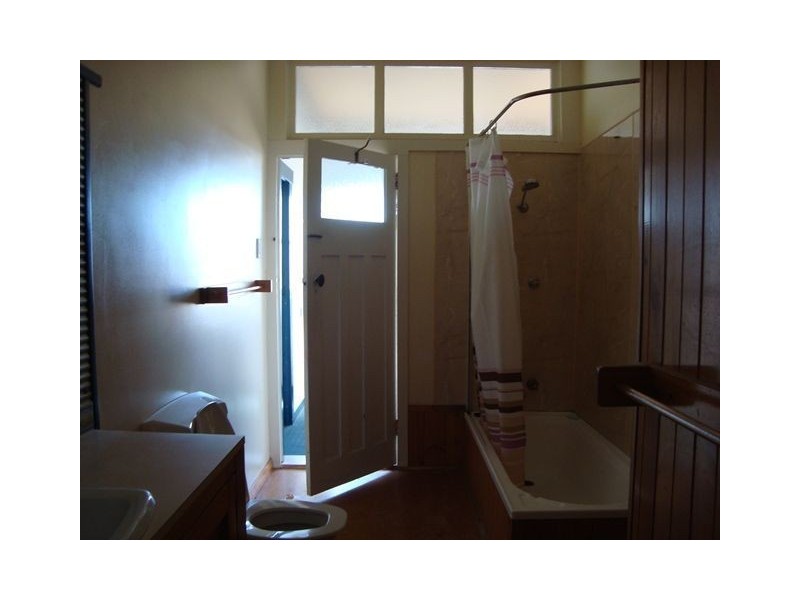 24 Ellenor St, Scottsdale TAS 7260